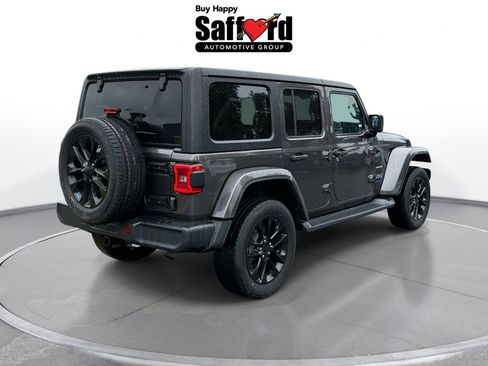 Used 2023 Jeep Wrangler Unlimited Sahara w/ Cold Weather Group AWD/4WD image 10