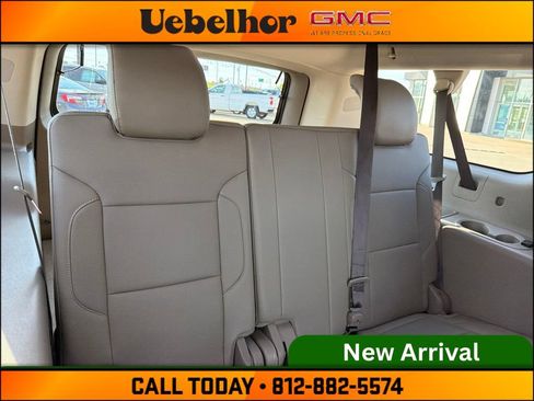 Used 2018 GMC Yukon XL SLT w/ Open Road Package AWD/4WD image 8