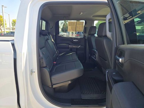 Used 2022 Chevrolet Silverado 1500 LTZ w/ LTZ Premium Package AWD/4WD image 12