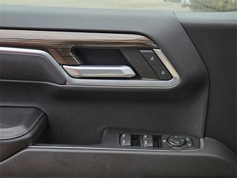 Used 2022 Chevrolet Silverado 1500 LT image 24