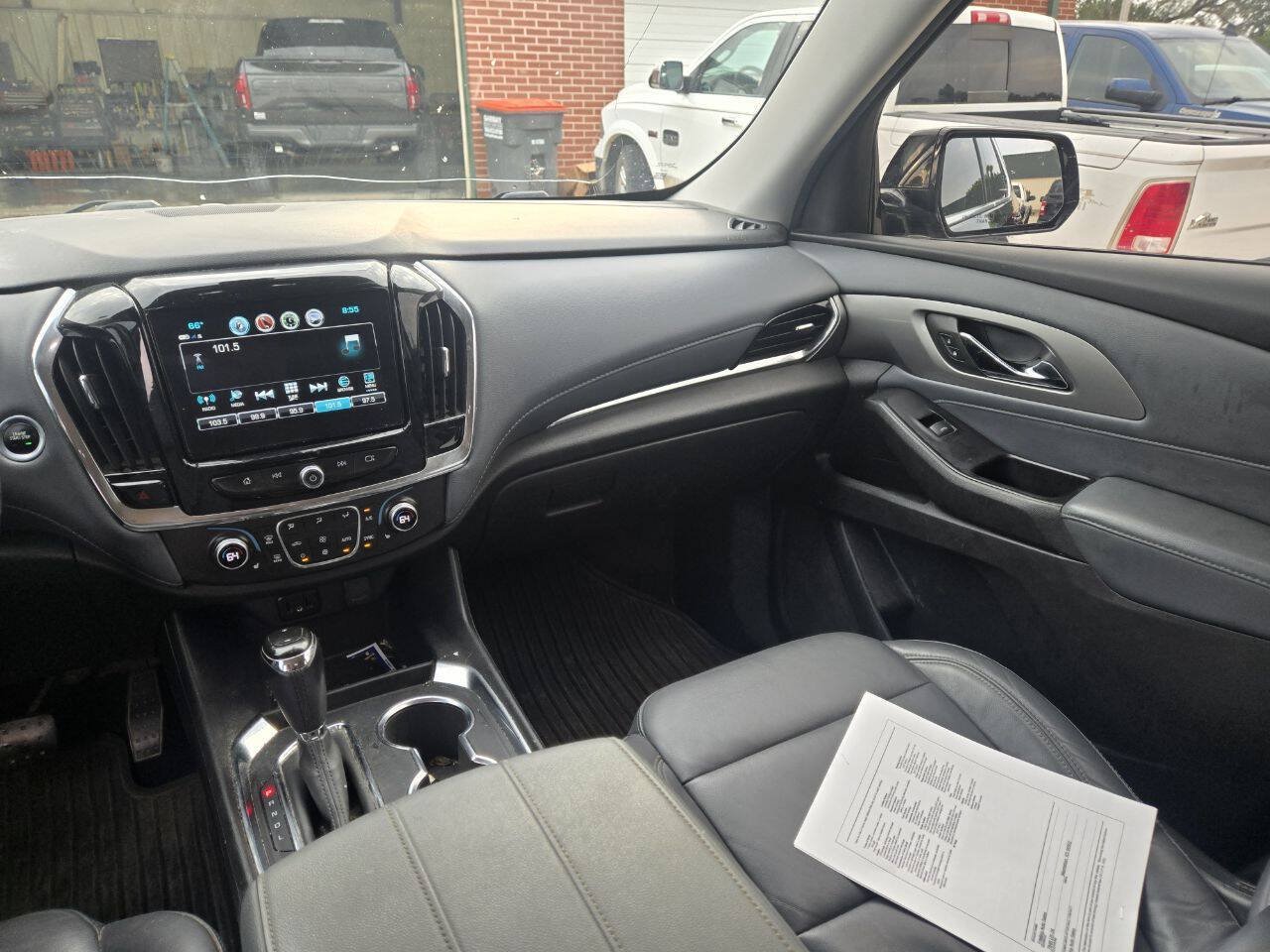 Used 2019 Chevrolet Traverse LT AWD/4WD image 11