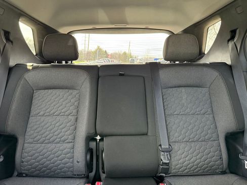 Used 2019 Chevrolet Equinox LT image 37