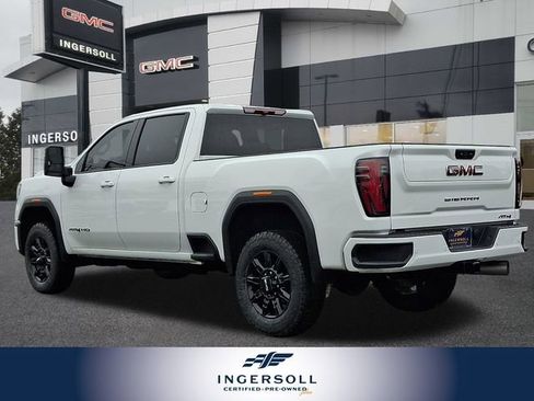 Used 2025 GMC Sierra 3500 AT4 image 6