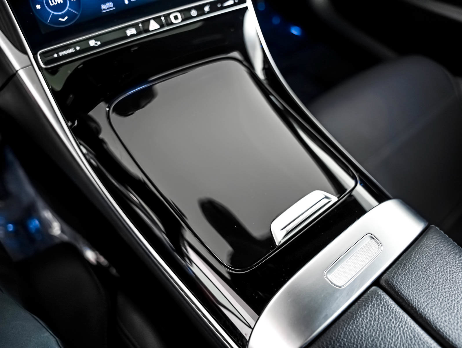 Certified 2024 Mercedes-Benz C 300 Sedan image 14