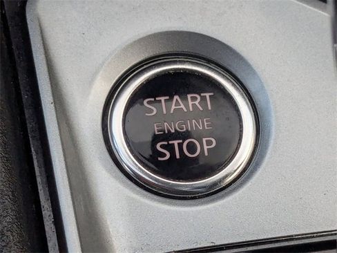 Used 2024 Nissan Altima 2.5 SV image 29