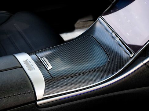Used 2022 Mercedes-Benz C 300 4MATIC Sedan image 24