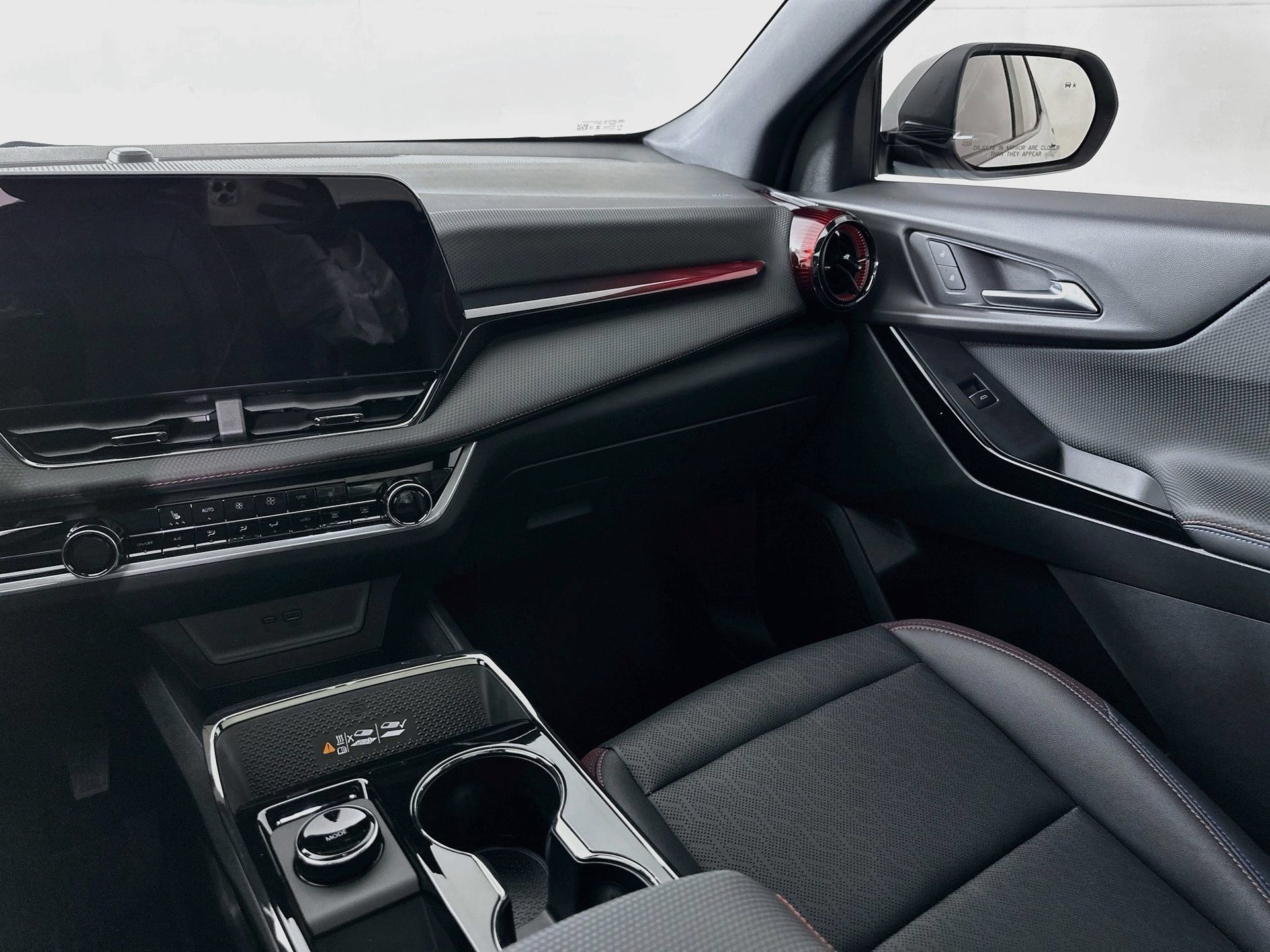 Used 2026 Chevrolet Equinox RS w/ Safety and Technology Package FWD image 25