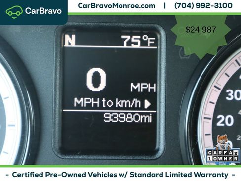 Used 2022 RAM 1500 Tradesman w/ Chrome Appearance Group AWD/4WD image 30