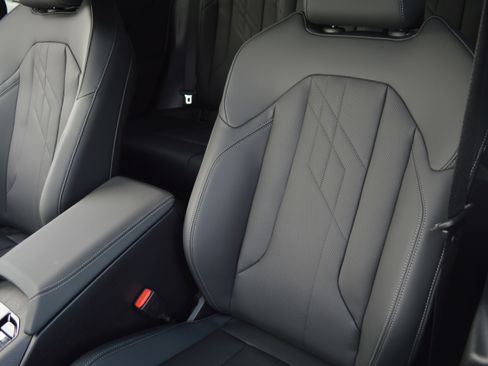 Used 2026 BMW X3 xDrive30 w/ Convenience Package image 26