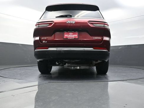 Used 2025 Jeep Grand Cherokee L Limited AWD/4WD image 37