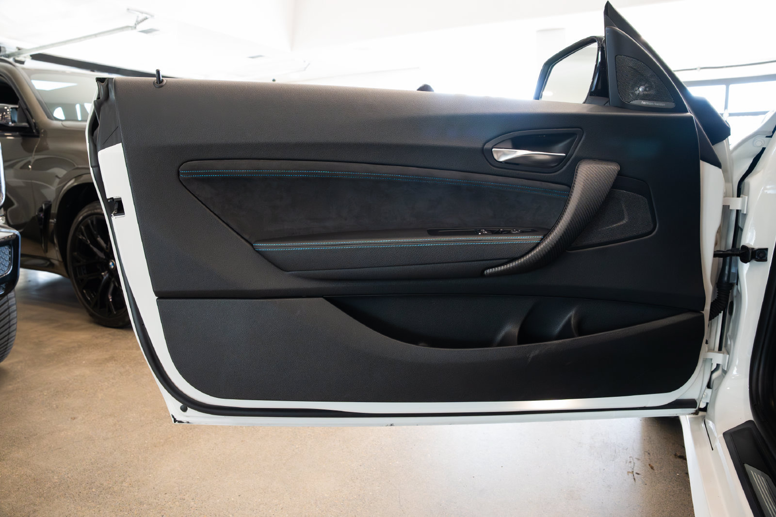 Used 2018 BMW M2 RWD image 19