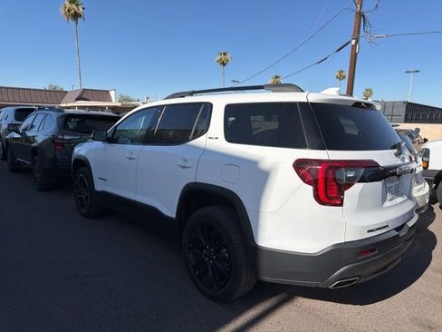Used 2023 GMC Acadia SLE w/ Elevation Edition FWD image 15