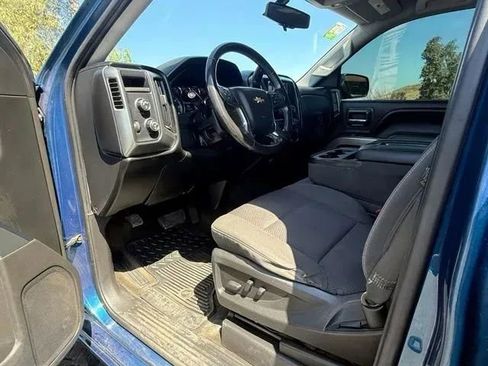 Used 2018 Chevrolet Silverado 1500 LT w/ LT Eassist Package AWD/4WD image 8
