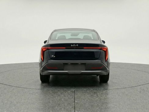 Used 2025 Kia K4 LXS image 7