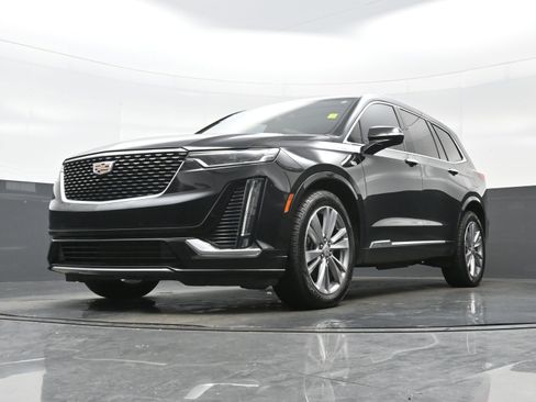 Used 2023 Cadillac XT6 Premium Luxury FWD image 27