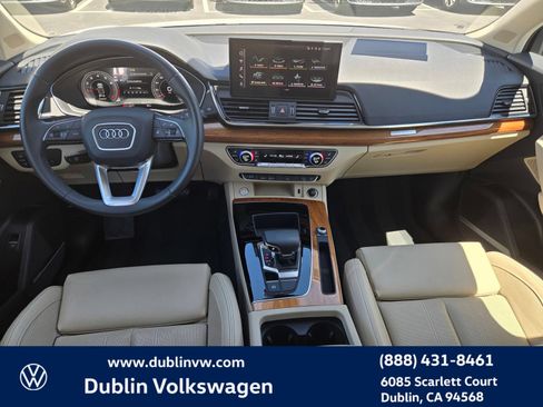Used 2023 Audi Q5 2.0T Premium Plus w/ Premium Plus Package AWD/4WD image 15