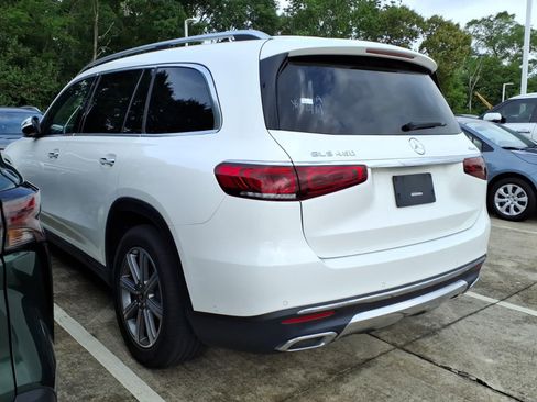 Used 2023 Mercedes-Benz GLS 450 4MATIC image 2