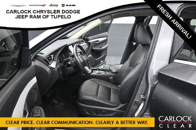 Used 2019 INFINITI QX50 Luxe w/ Navigation Package AWD/4WD image 13