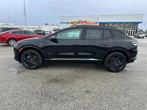 New 2026 Chevrolet Equinox EV RS image 2