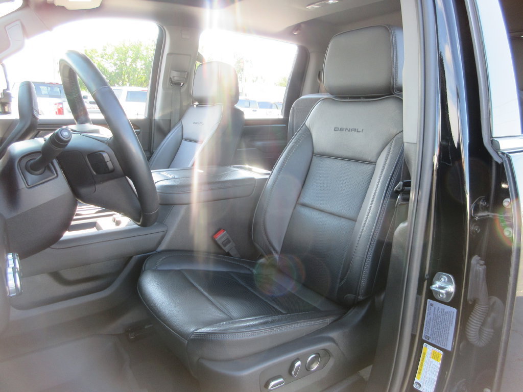 Certified 2025 GMC Sierra 3500 Denali w/ Denali Reserve Package AWD/4WD image 26
