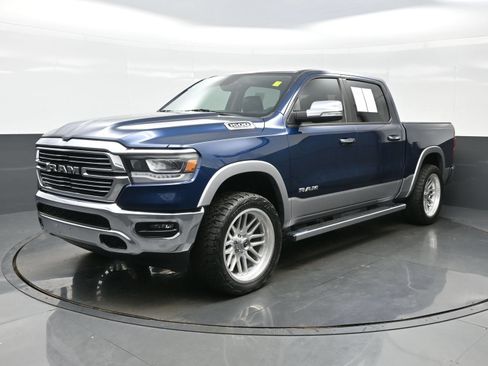 Used 2020 RAM 1500 Laramie AWD/4WD image 2