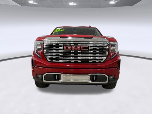 Used 2022 GMC Sierra 1500 Denali w/ Denali Reserve Package AWD/4WD image 6