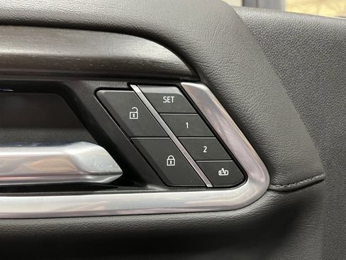 Used 2025 GMC Sierra 3500 Denali w/ Denali Reserve Package image 22