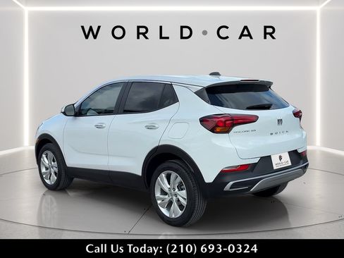 Used 2025 Buick Encore GX Preferred FWD image 5
