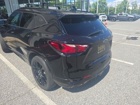Used 2019 Chevrolet Blazer RS w/ Sun and Wheels Package AWD/4WD image 3