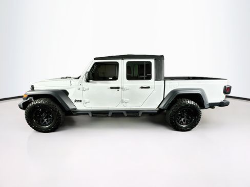 Used 2020 Jeep Gladiator Sport AWD/4WD image 4
