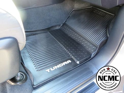 Used 2018 Toyota Tundra SR5 w/ SR5 Upgrade Package AWD/4WD image 56