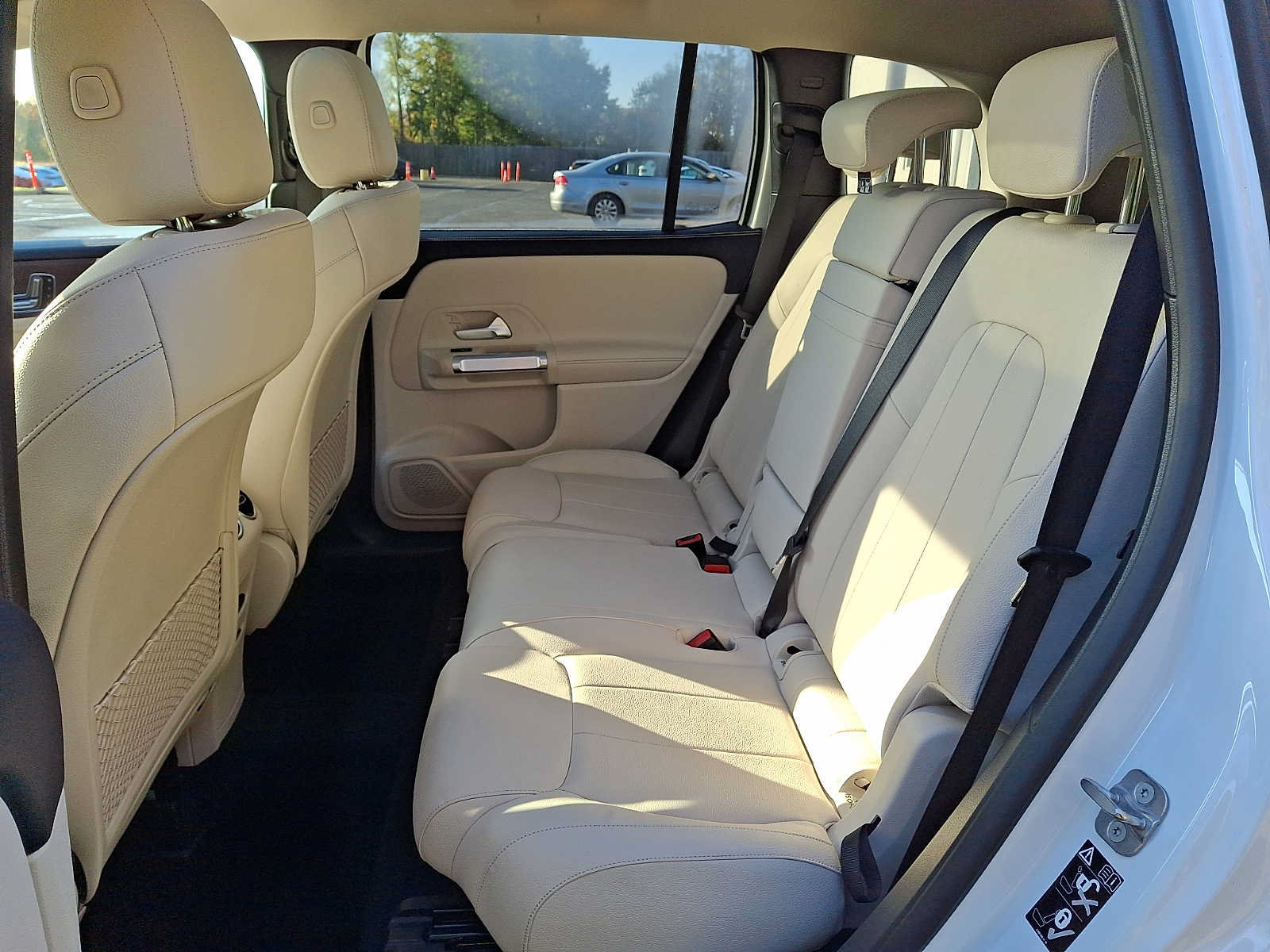 Certified 2023 Mercedes-Benz GLB 250 4MATIC image 8
