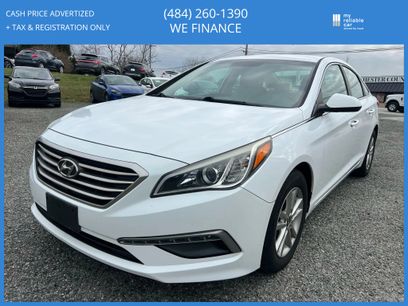 Used 2015 Hyundai Sonata SE w/ Option Group 09