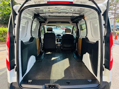 Used 2015 Ford Transit Connect XLT FWD image 16