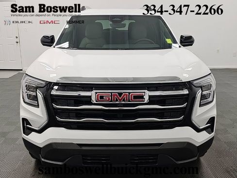 New 2026 GMC Terrain Elevation w/ Elevation Premium Package FWD image 3