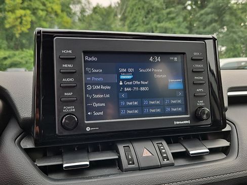 Used 2020 Toyota RAV4 XLE Premium AWD/4WD image 19