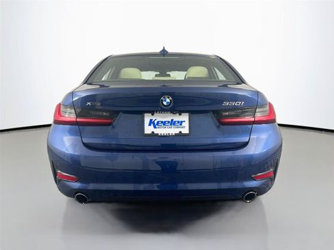 Used 2021 BMW 330i xDrive Sedan w/ Convenience Package AWD/4WD image 5