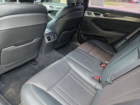 Used 2018 Genesis G80 3.3T Sport RWD image 16