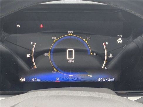 Used 2024 Chevrolet Trax LT w/ Driver Confidence Package FWD image 13