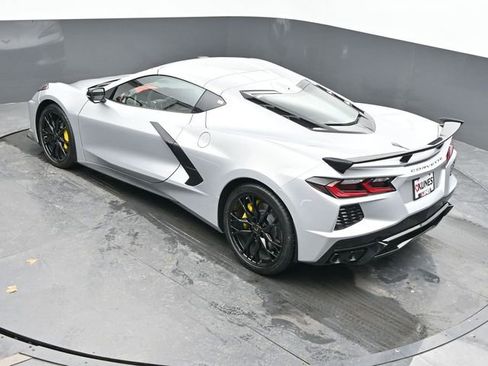 New 2026 Chevrolet Corvette Stingray Premium Cpe w/ Z51 Performance Package image 33