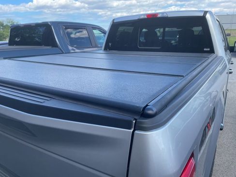Used 2018 Ford F150 XLT w/ Equipment Group 302A Luxury AWD/4WD image 5