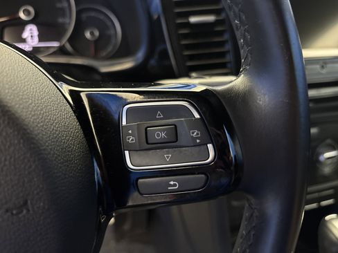 Used 2017 Volkswagen Beetle 1.8T S image 15
