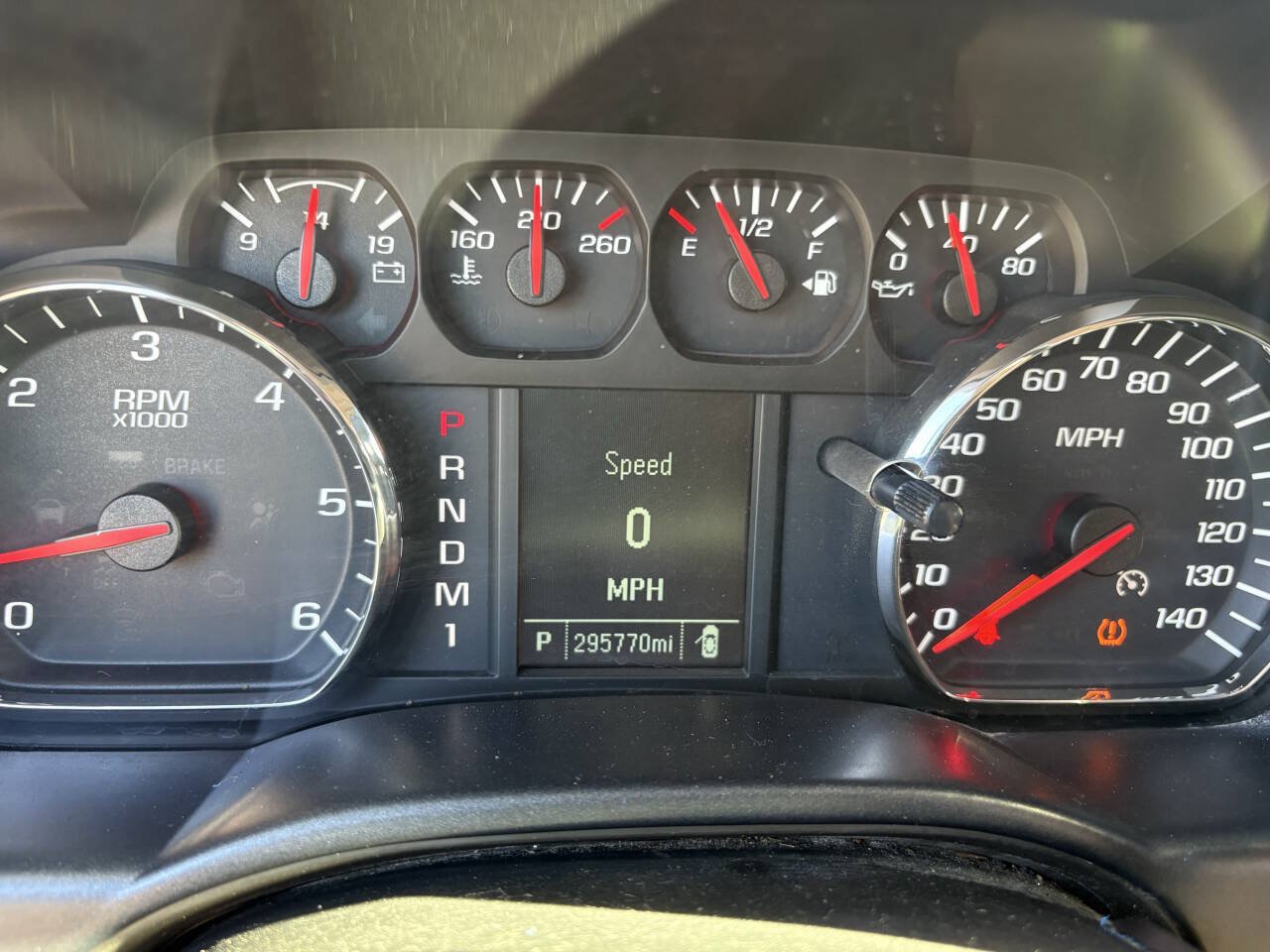 Used 2015 GMC Sierra 2500 2WD Crew Cab image 28
