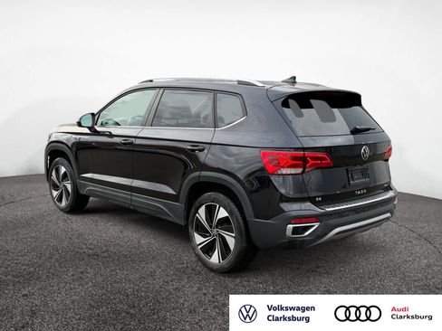 Used 2023 Volkswagen Taos SE image 3