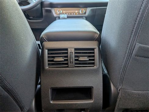 Used 2025 Mitsubishi Outlander ES image 15