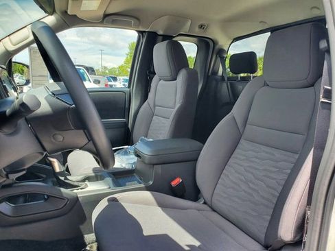 New 2026 Nissan Frontier S image 8