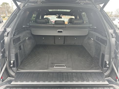 Used 2022 BMW X5 M50i w/ Executive Package image 20