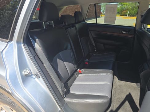 Used 2013 Subaru Outback 2.5i Limited w/ Popular Pkg 2 image 14