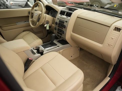 Used 2011 Ford Escape XLT w/ 203A Rapid Spec Order Code image 18