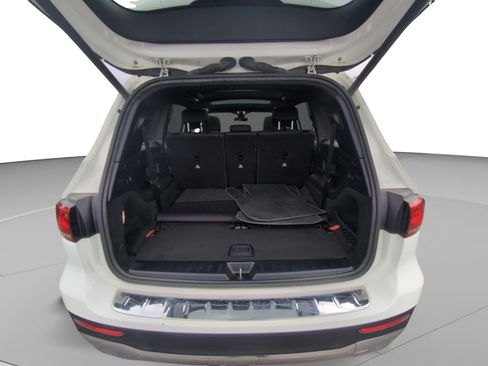 Used 2022 Mercedes-Benz GLB 250 4MATIC image 19
